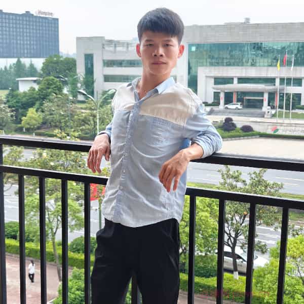 湖南28岁单身帅哥真诚找对象-运城征婚相亲网