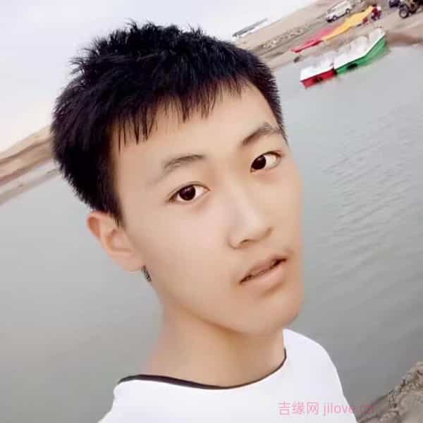 河南24岁单身帅哥真诚找对象-运城征婚相亲网